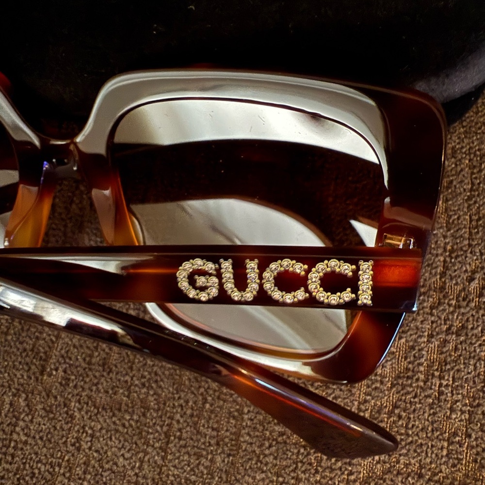GUCCI Brown Havana Tortoiseshell Square Sunglasses - Picture 6 of 9